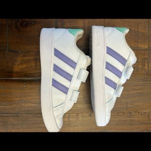 Adidas Tennis Shoes White with Velcro Closure Girls size 9